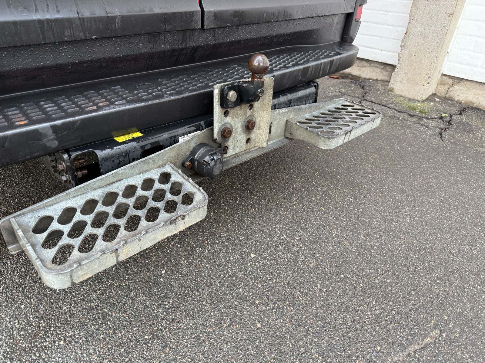 Rød Iveco Daily fra 2020