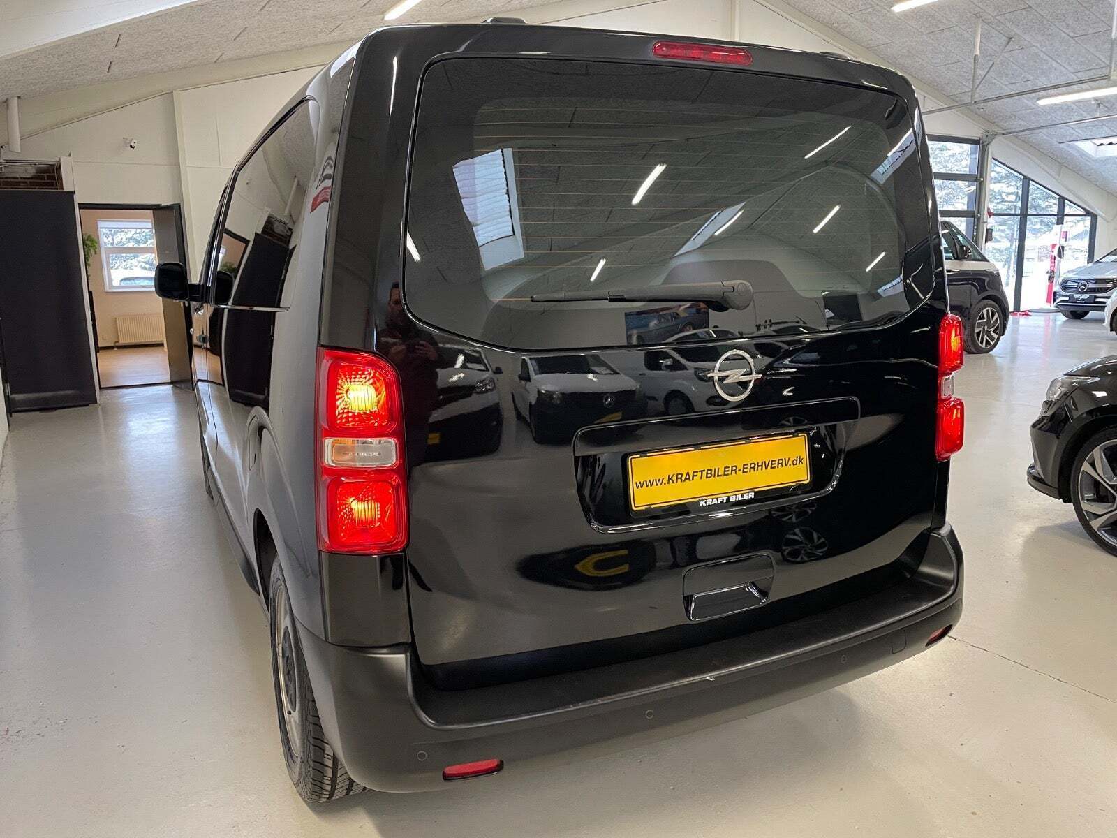 Opel Vivaro 1,5 D 102 Essenia L2V1