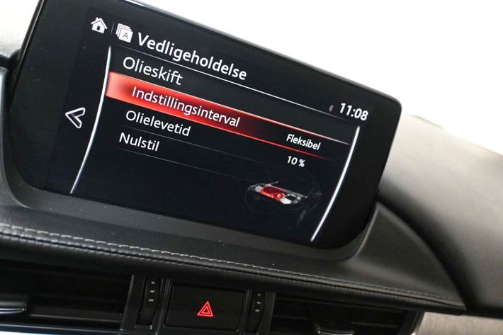 Grå Mazda 6 fra 2018