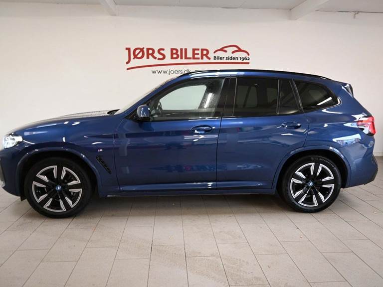 BMW iX3 Charged M-Sport