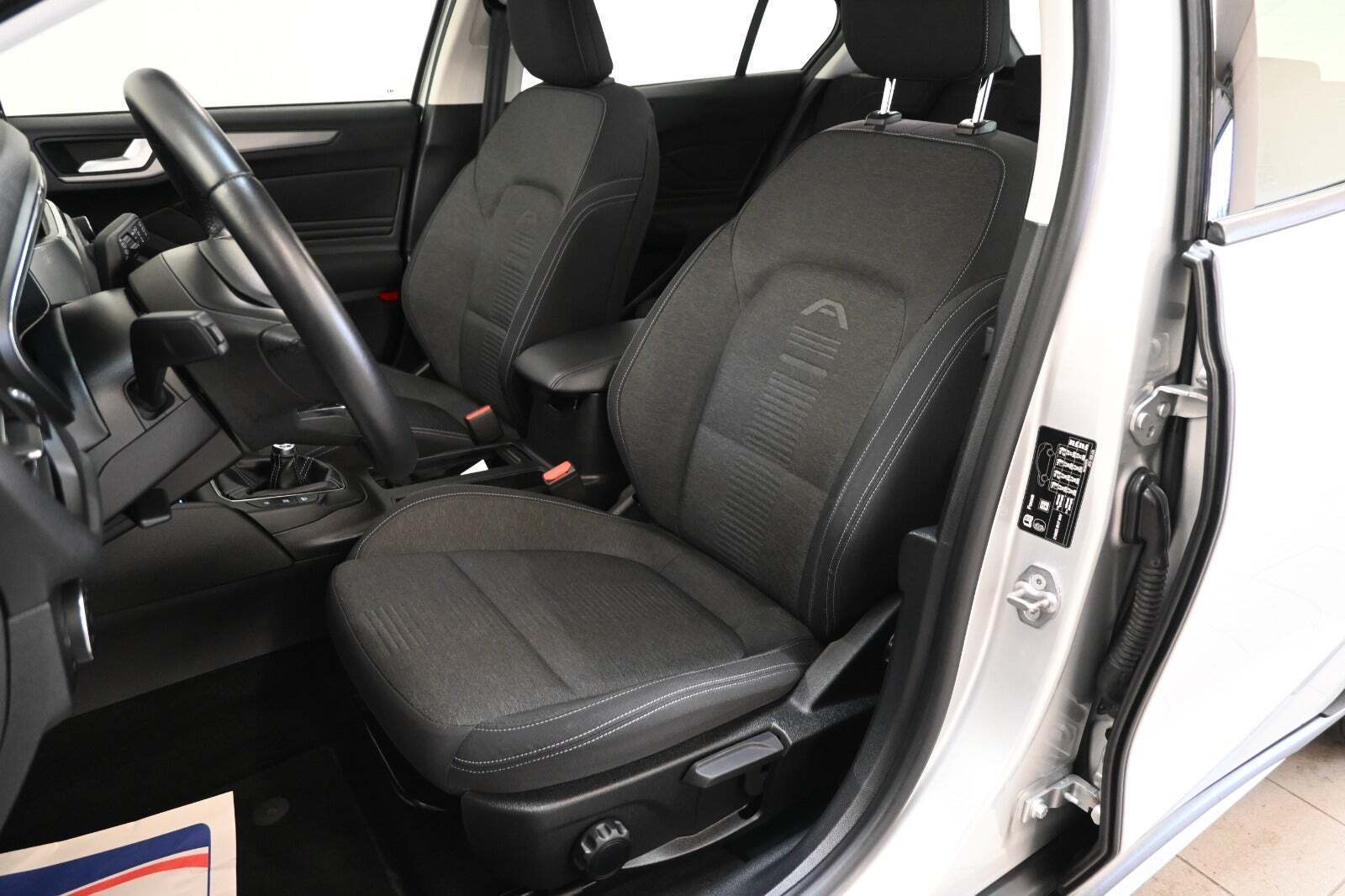 Sølv Ford Focus fra 2019