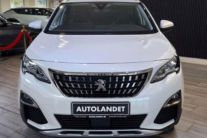 Hvid Peugeot 3008 fra 2021