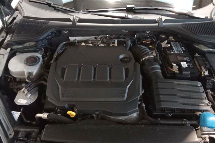 Grå Skoda Octavia fra 2021