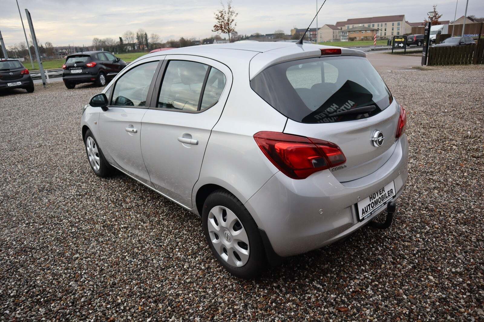 Sølv Opel Corsa fra 2016