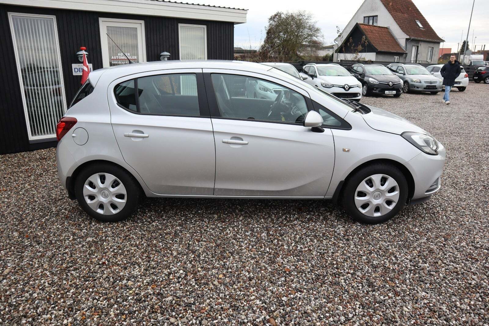 Sølv Opel Corsa fra 2016