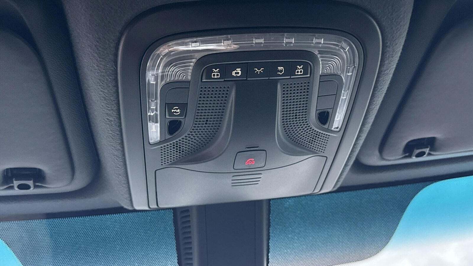 Hvid Mercedes Sprinter 317 fra 2024