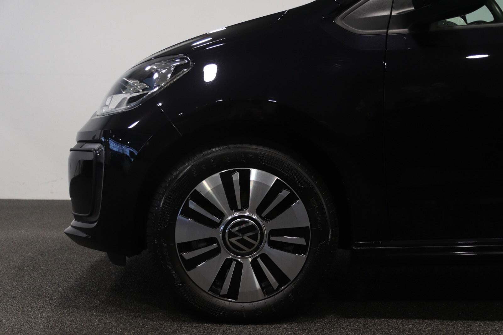 Sort VW E-UP! fra 2022