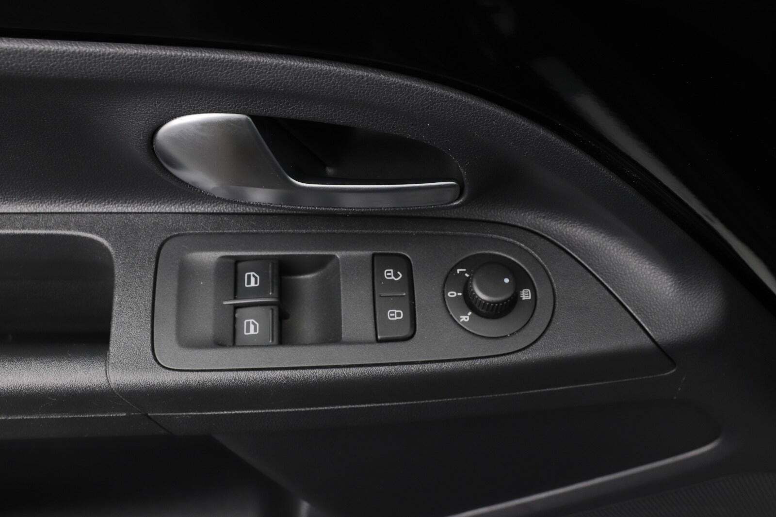 Sort VW E-UP! fra 2022