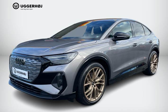 Grå Audi Q4 e-tron fra 2021 set udefra