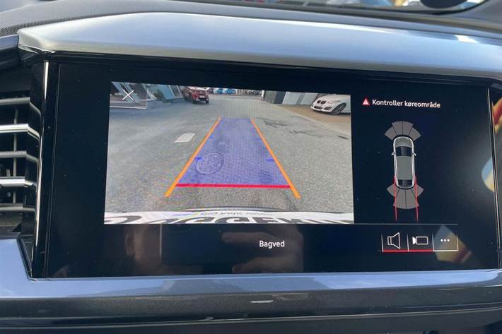 Grå Audi Q4 e-tron fra 2021