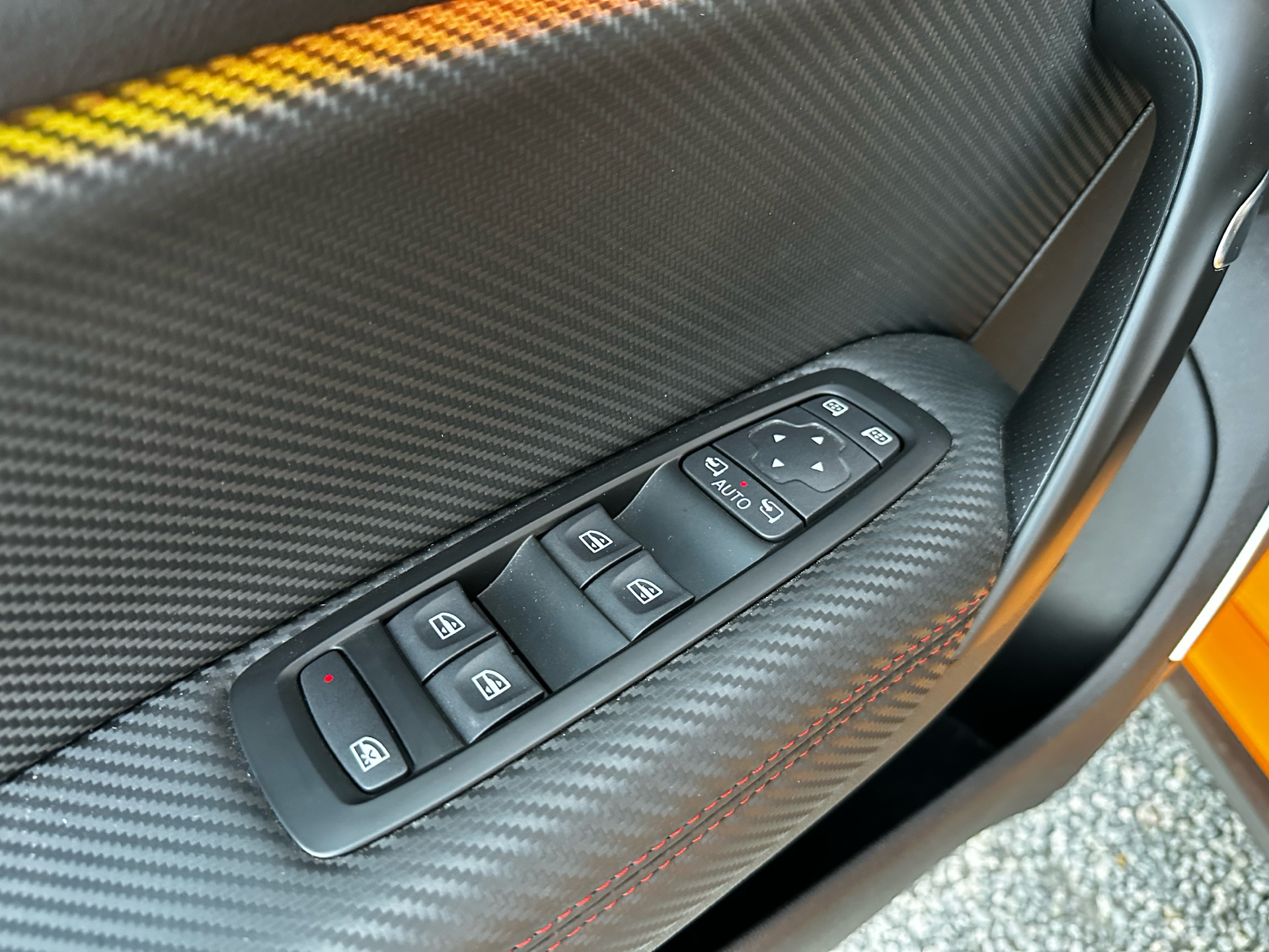 Orange Renault Mégane fra 2021