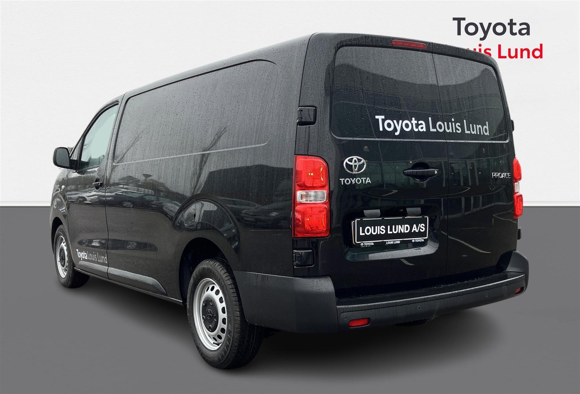 Sort Toyota ProAce fra 2023