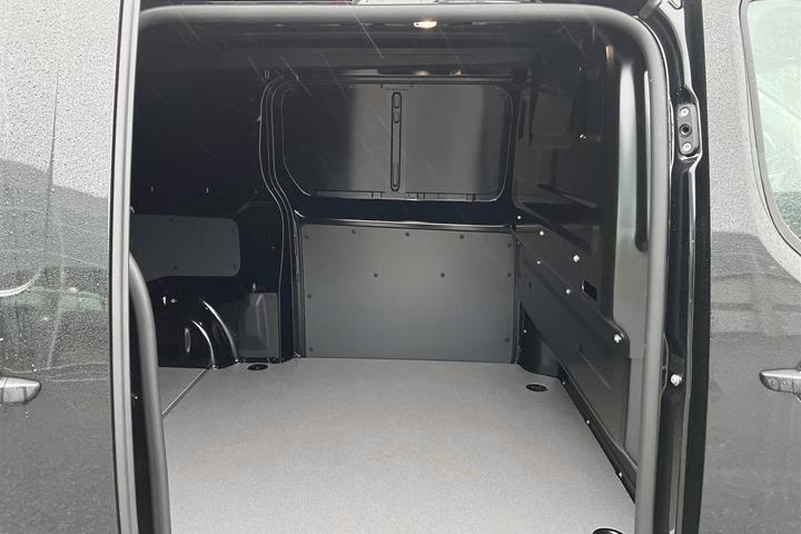 Sort Toyota ProAce fra 2023