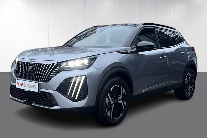 Grå Peugeot e-2008 fra 2025 set udefra