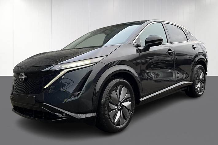 Grøn Nissan Ariya fra 2025 set udefra