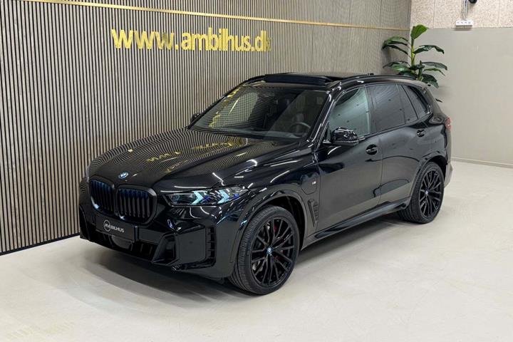 Sort BMW X5 fra 2025