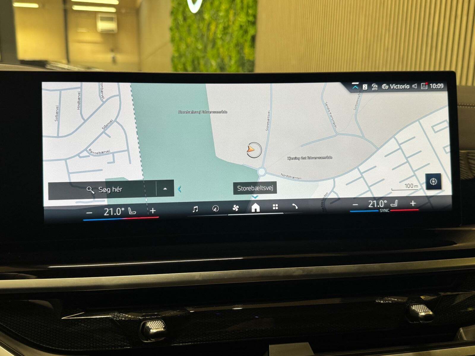 Grå BMW X5 fra 2025