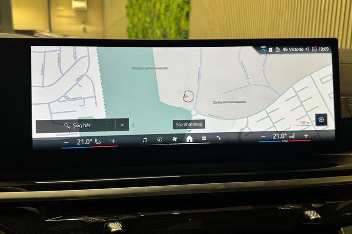 Grå BMW X5 fra 2025