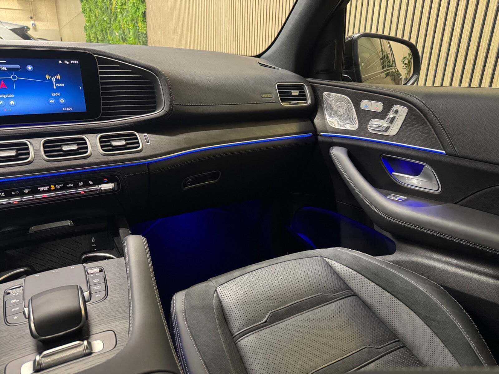 Sort Mercedes GLE53 fra 2024