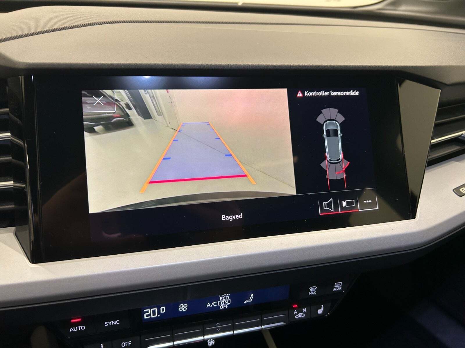 Sort Audi Q4 e-tron fra 2022