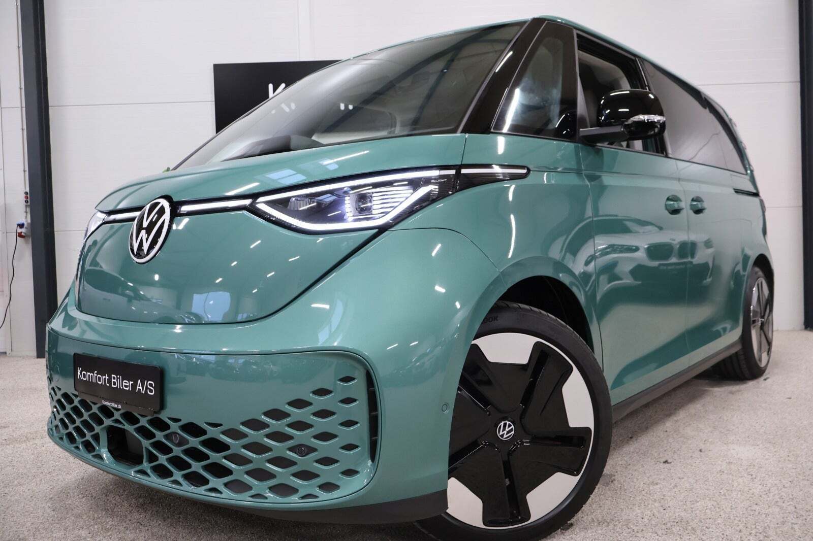 VW ID.Buzz 77 Pro SWB