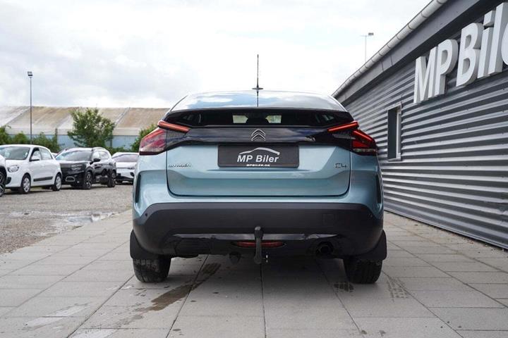 Blå Citroën C4 fra 2021