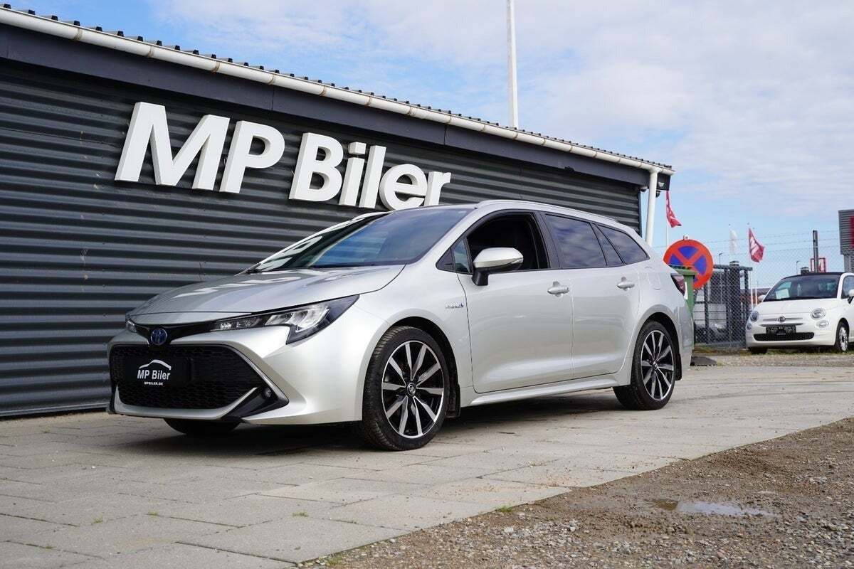 Toyota Corolla 1,8 Hybrid Premium Smart Design MDS