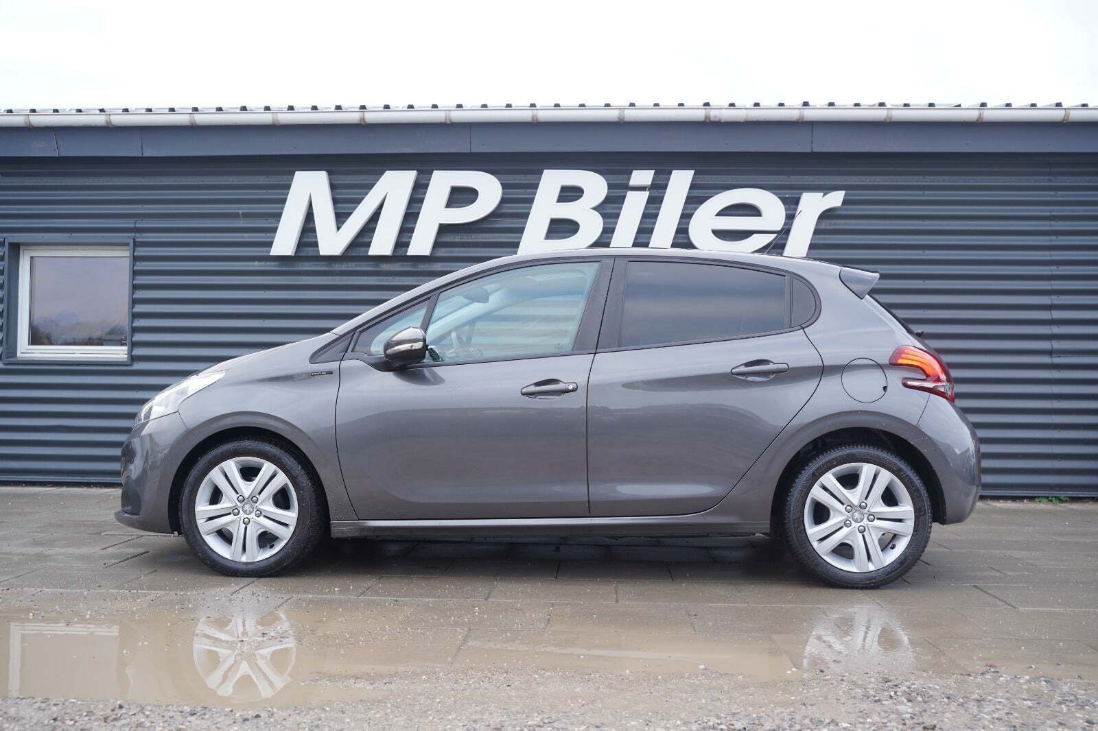 Peugeot 208 1,5 BlueHDi 100 Like Sky