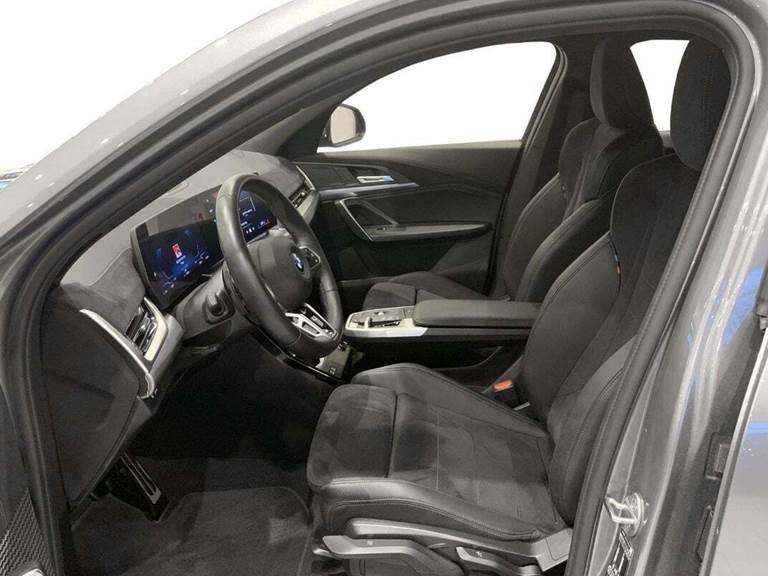 BMW iX2 eDrive20 M-Sport