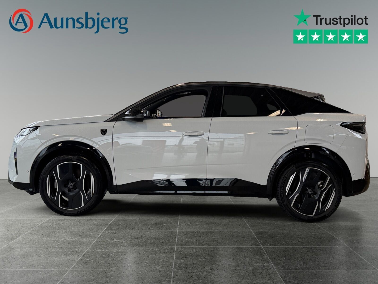 Peugeot e-3008 77 GT Pack