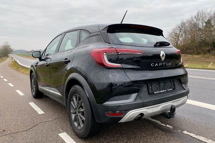 Sort Renault Captur fra 2021