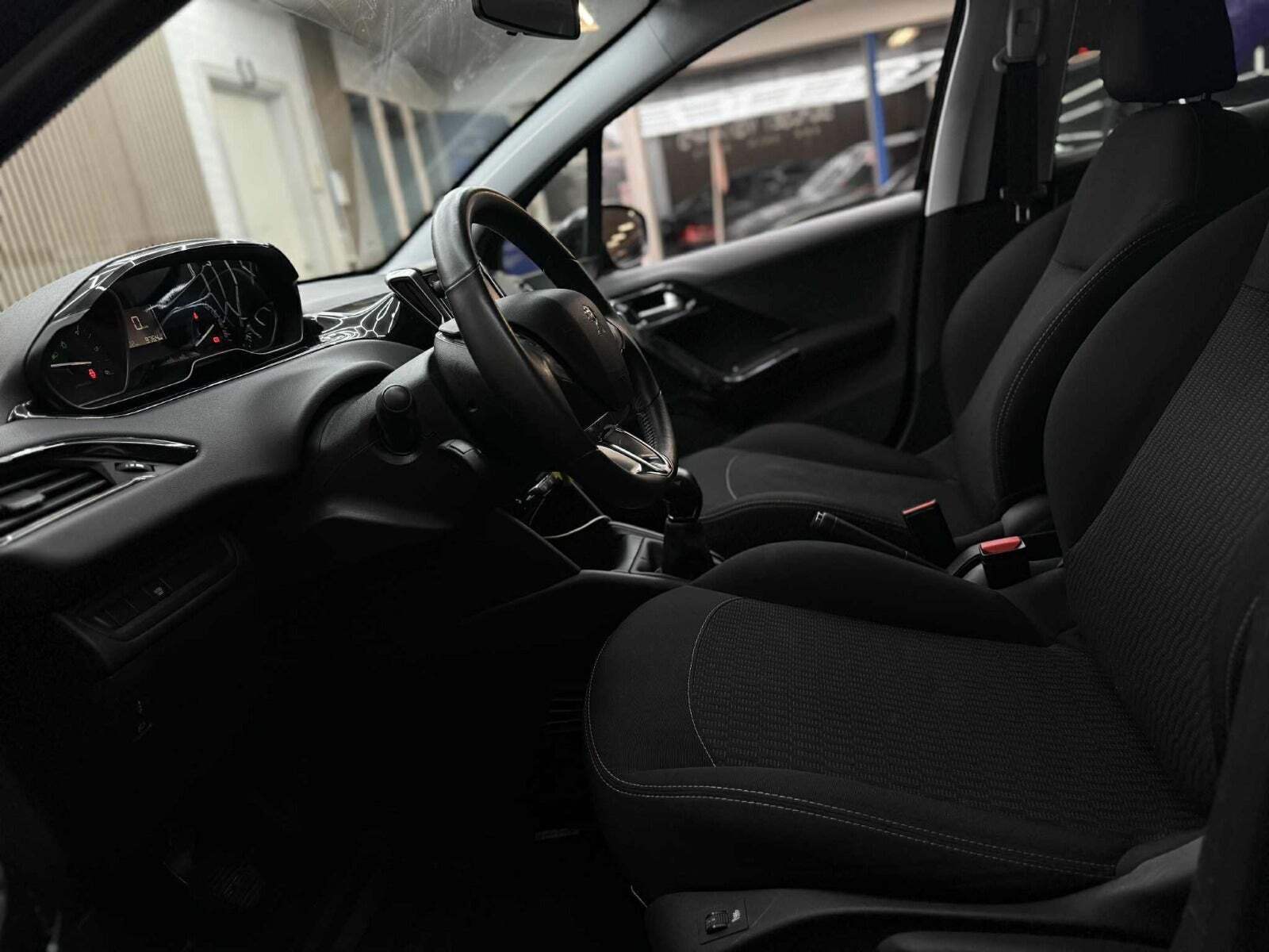 Peugeot 208 1,5 BlueHDi 100 Active+