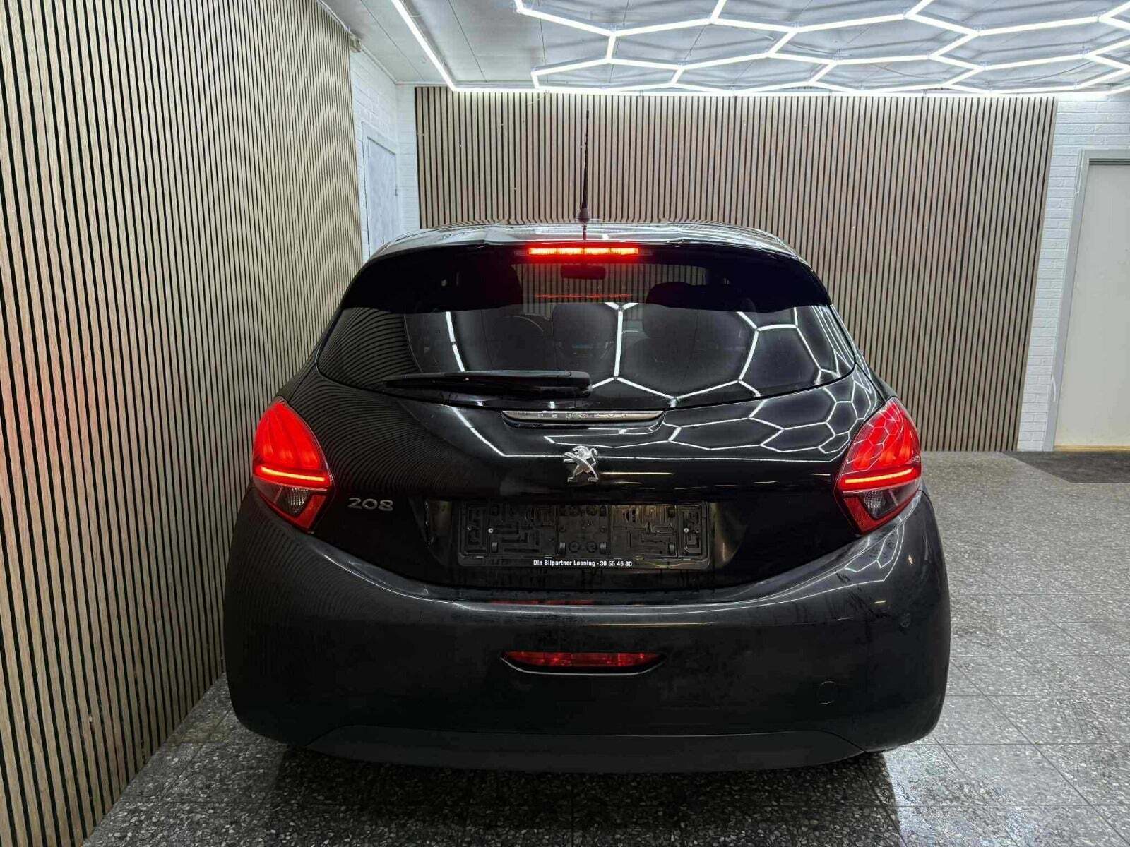 undefined Peugeot 208 fra 2019