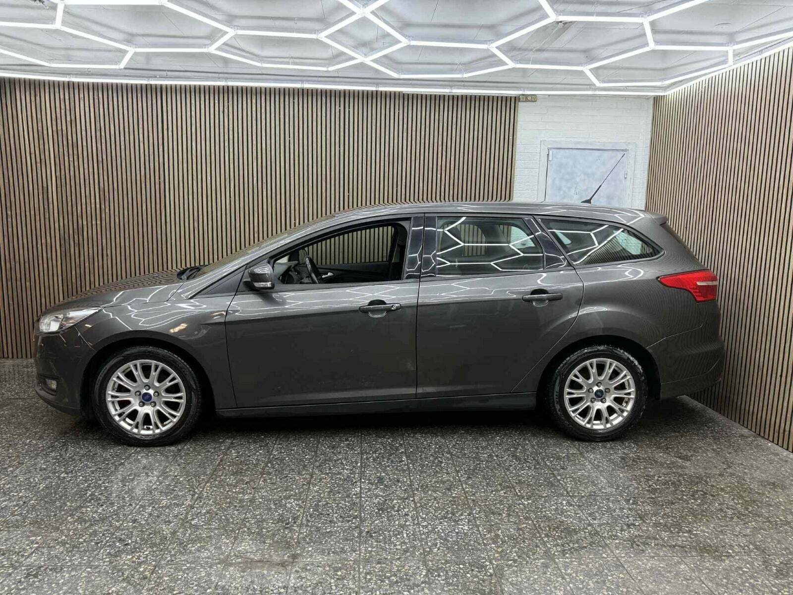 Ford Focus 1,0 SCTi 125 Business stc.