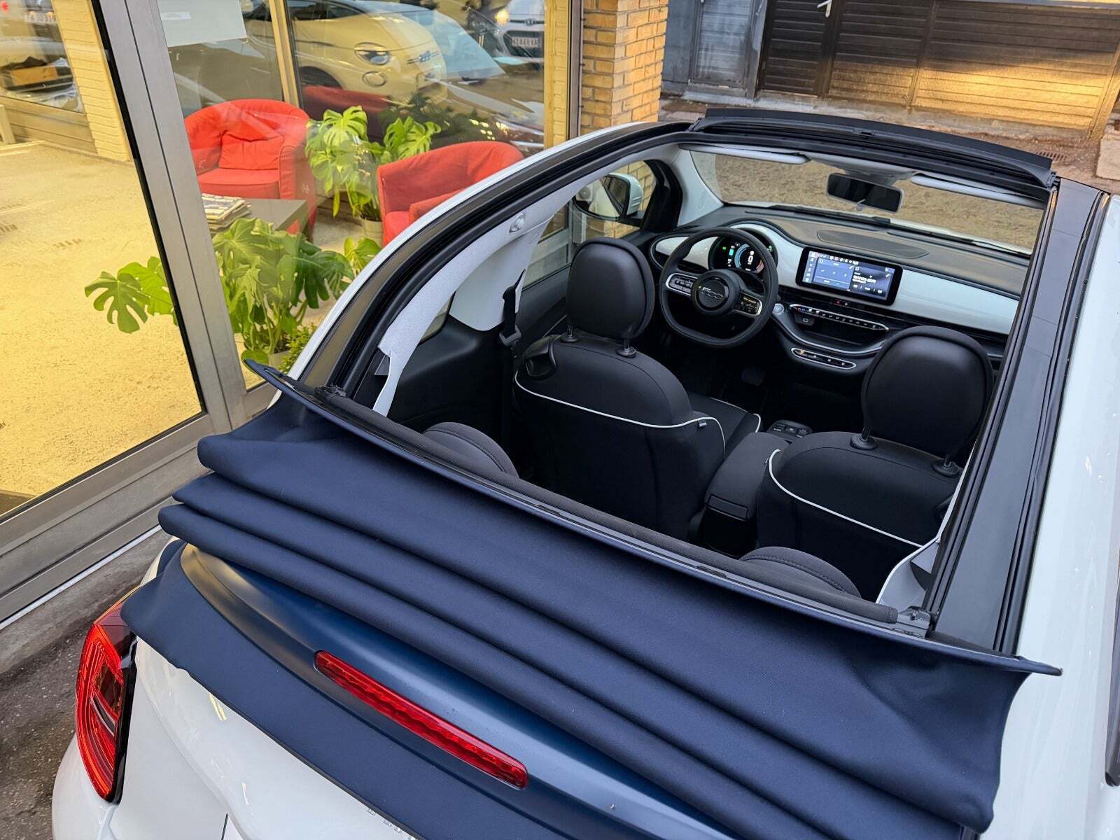 Fiat 500e 42 Icon Pack Cabrio