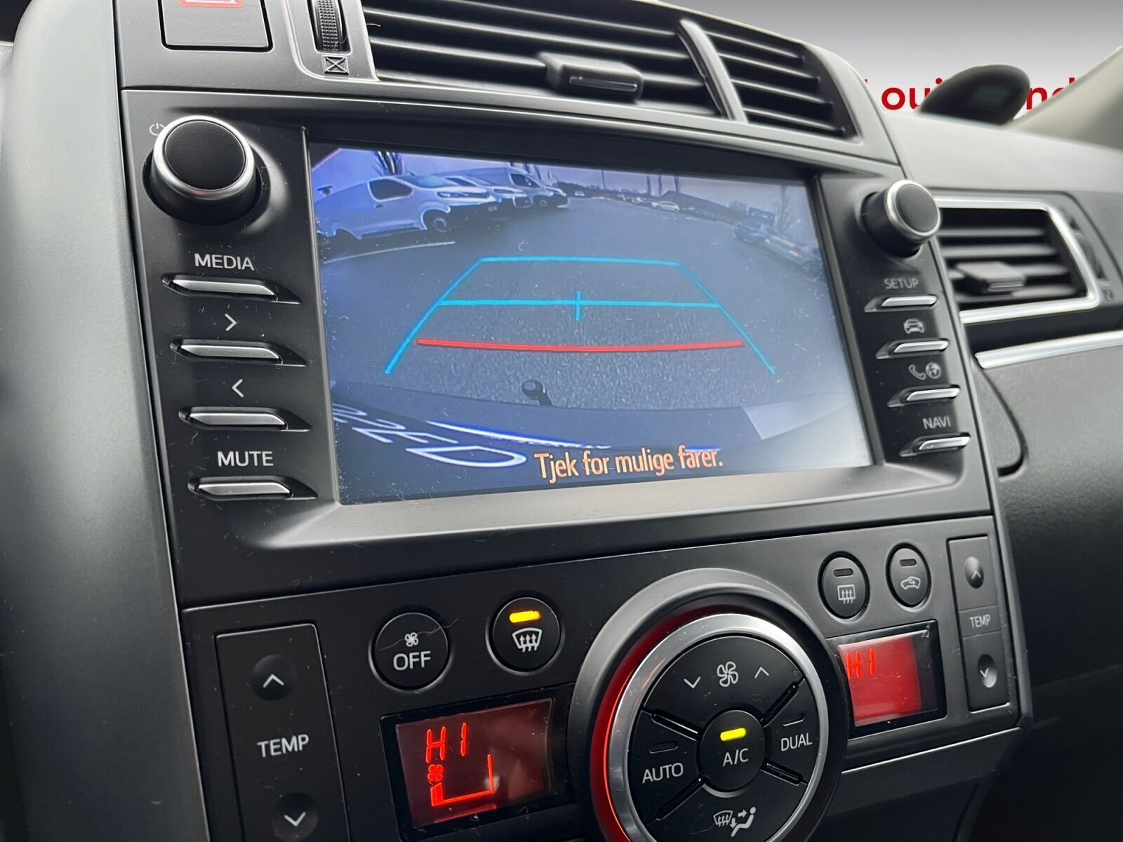 Bronze Toyota Verso fra 2017