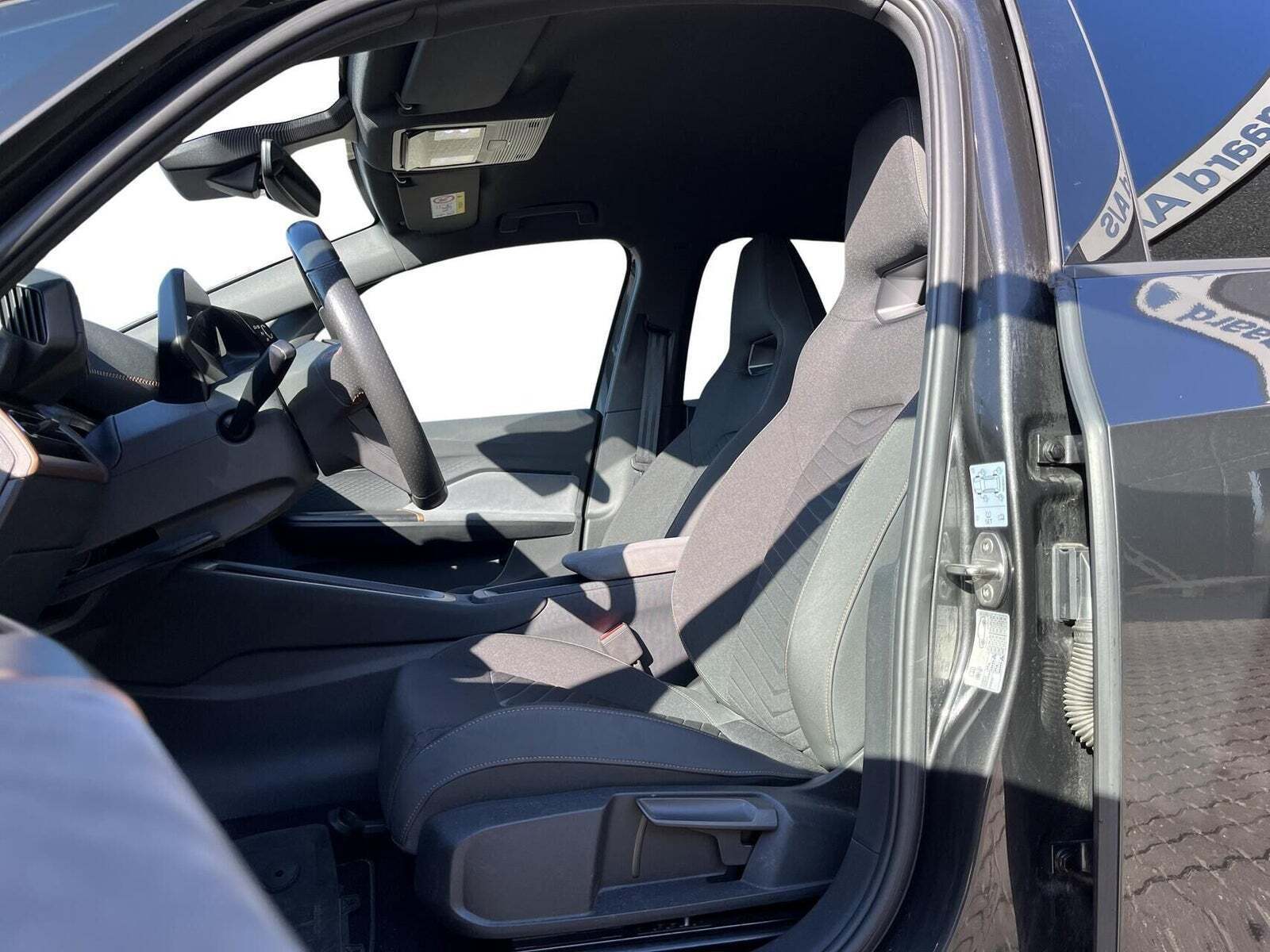 Grå Cupra Born fra 2022