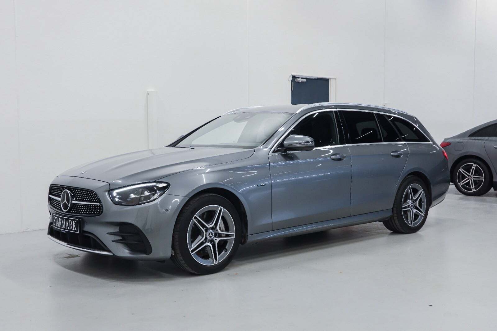 Mercedes E300 de 2,0 AMG Line stc. aut.