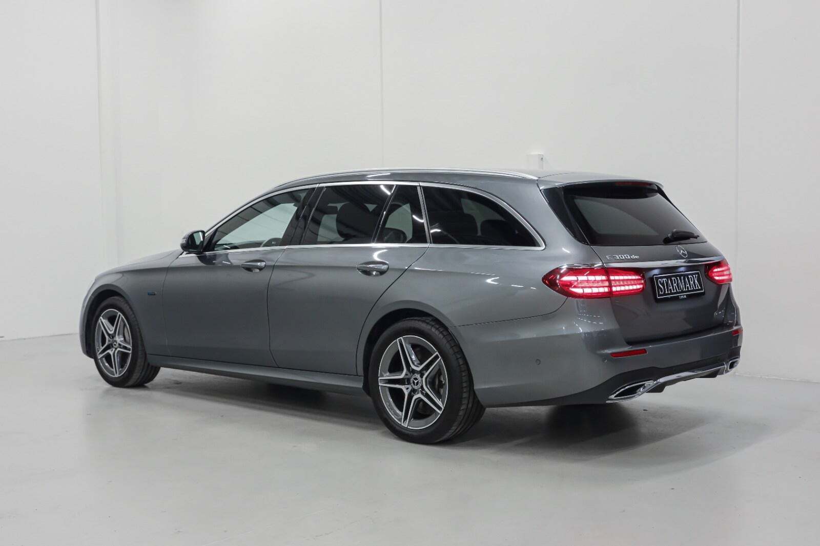 Mercedes E300 de 2,0 AMG Line stc. aut.