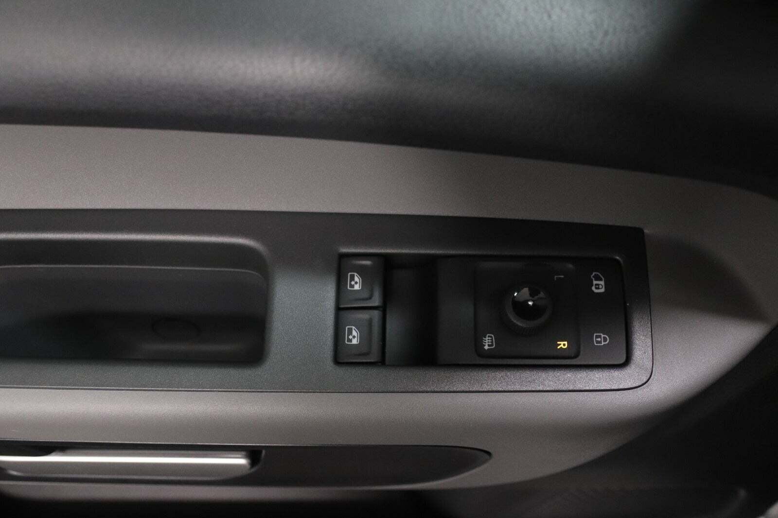 Hvid VW ID.Buzz fra 2025