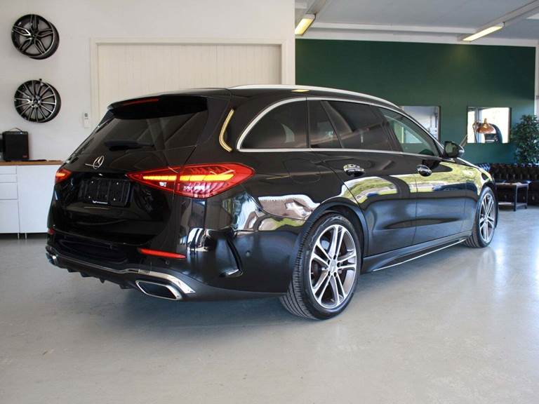 Mercedes C220 d 2,0 AMG Line stc. aut.