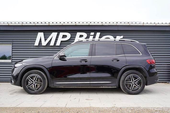 Sort Mercedes EQB350 fra 2024