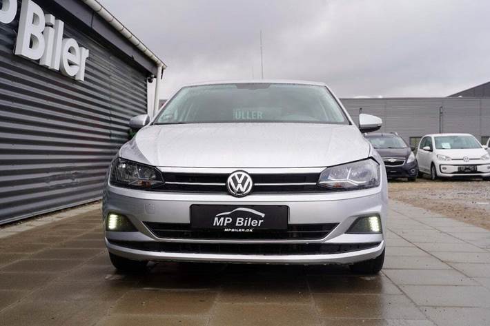 Sølv VW Polo fra 2019