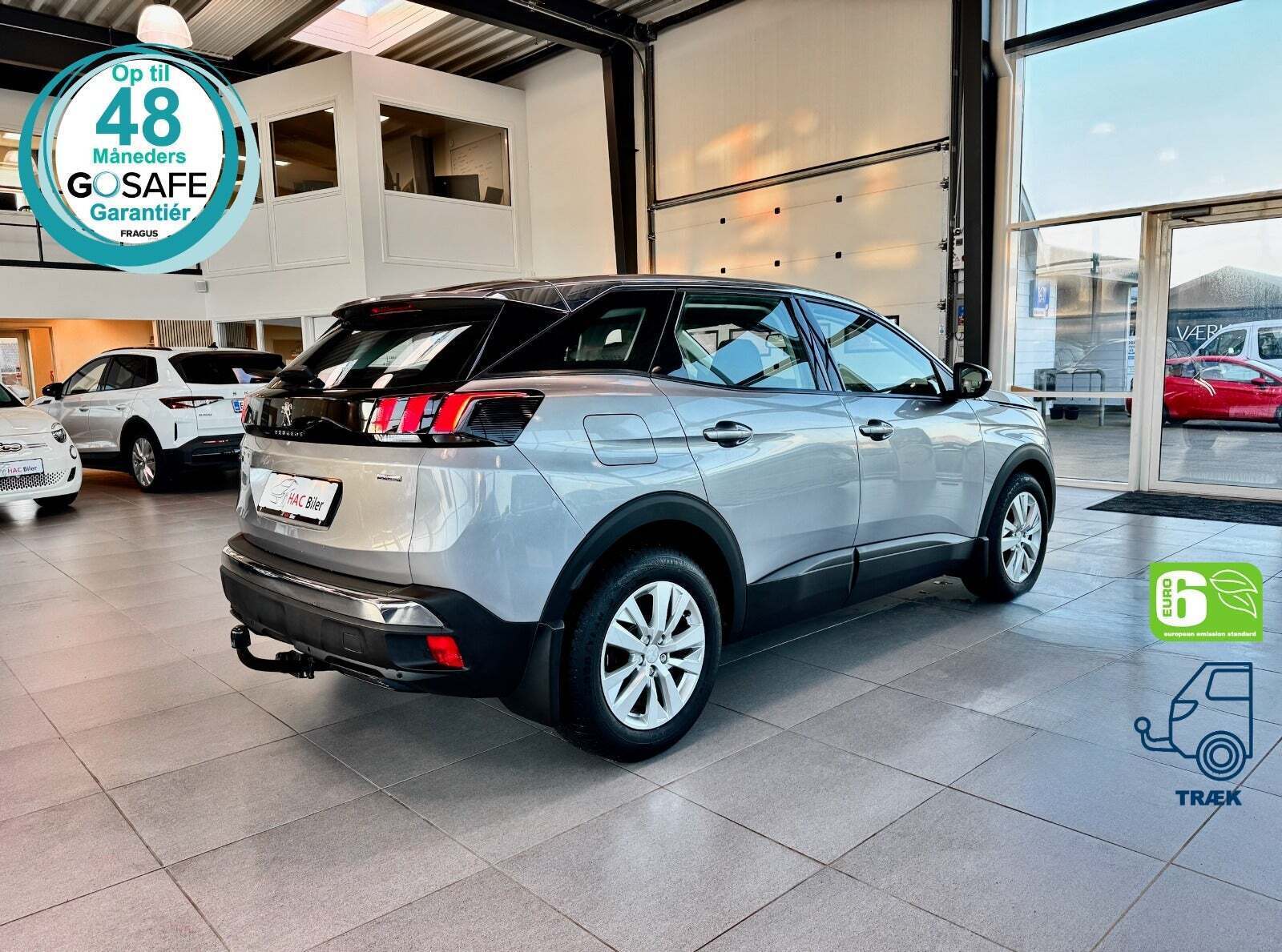 Grå Peugeot 3008 fra 2017