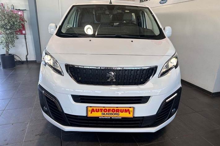 Hvid Peugeot Expert fra 2021