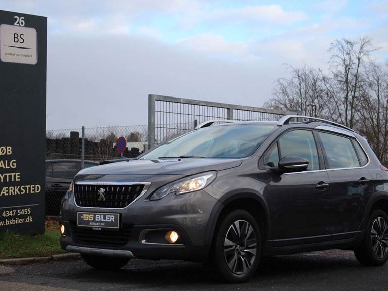 Peugeot 2008 1,2 e-THP 110 Allure Sky