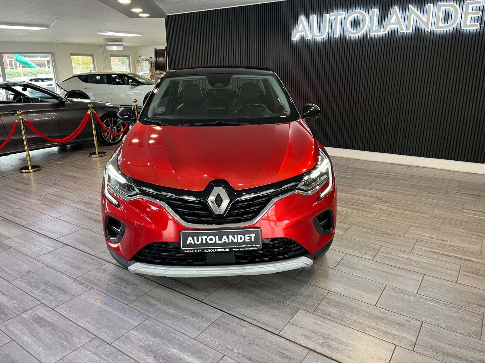 Renault Captur 1,6 E-Tech Intens