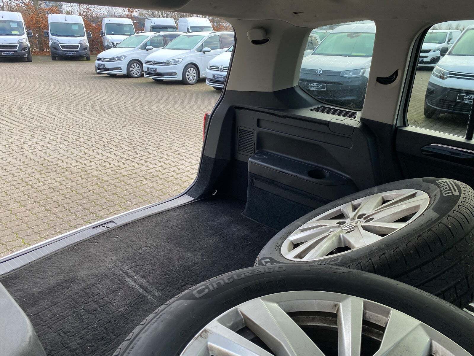 VW Touran 2,0 TDi 150 Highline+ DSG Van