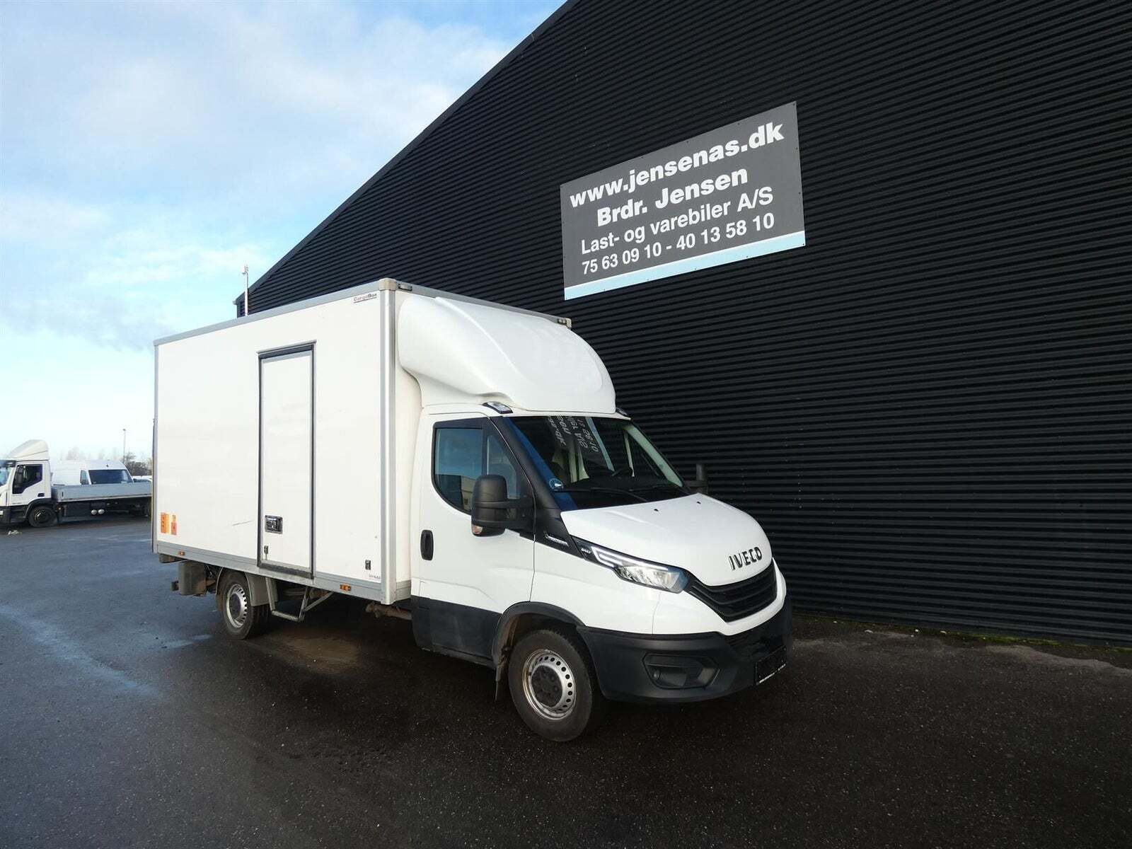 Iveco Daily 2,3 35S16 Alukasse m/lift AG8