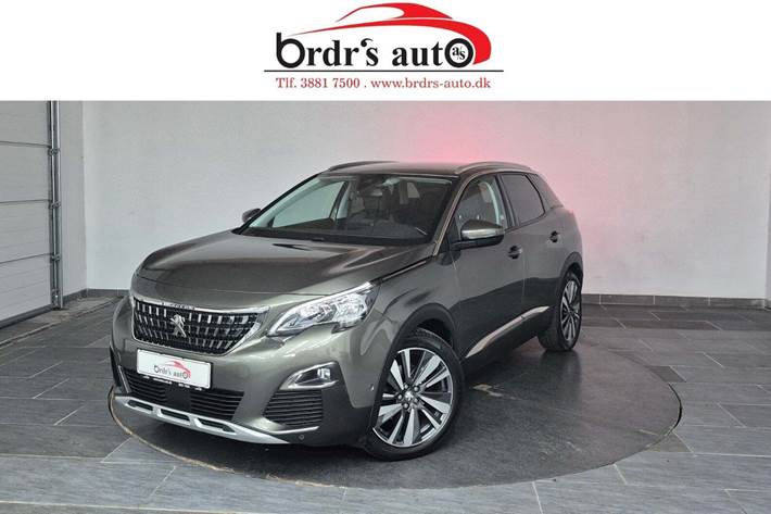 Grå Peugeot 3008 fra 2019